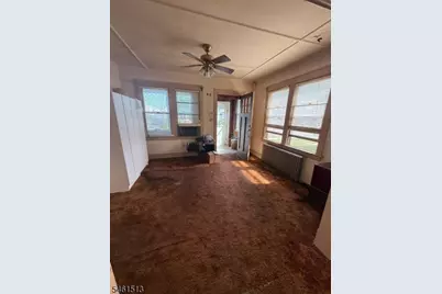 17 W Park Ave, Woodbridge Township, NJ 07001 - Photo 6
