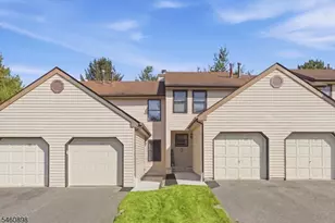 126 Locust Ct, Raritan Township, NJ 08822 - Photo 2