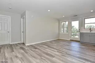 7 Bergen St, Westwood, NJ 07675 - Photo 8