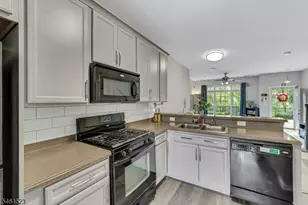 408 Deluca Rd, Belleville, NJ 07109 - Photo 8