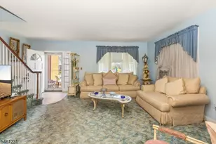 407 Franklin Ave, Belleville, NJ 07109 - Photo 2