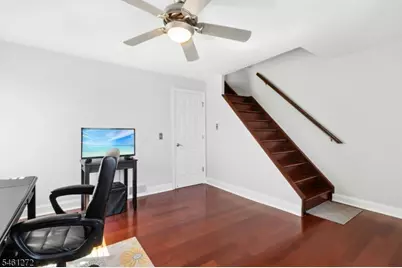 609B Arnett St, Elizabeth, NJ 07202 - Photo 16