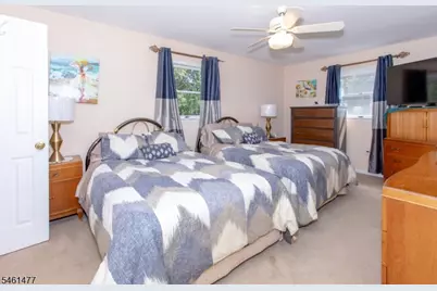 28 Elizabeth Dr, Wantage, NJ 07461 - Photo 10