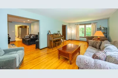 4 Tracey Ln, Sparta Township, NJ 07871 - Photo 8