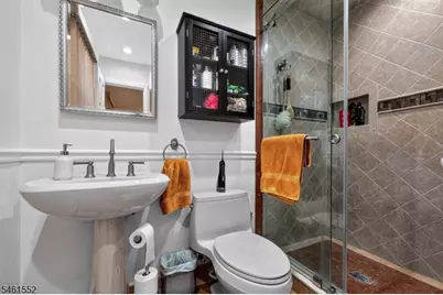 25 Normandy Dr, Wayne, NJ 07470 - Photo 20