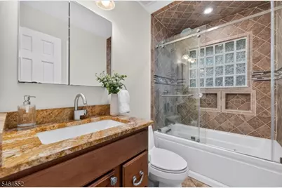 25 Normandy Dr, Wayne, NJ 07470 - Photo 26