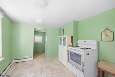 604 Tuttle St, Phillipsburg, NJ 08865 - Photo 14