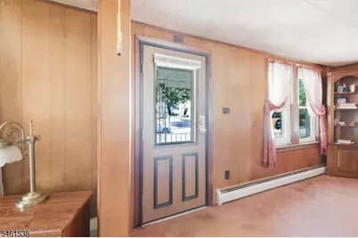604 Tuttle St, Phillipsburg, NJ 08865 - Photo 8