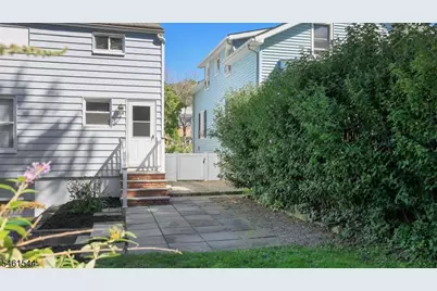 7 Hill St, Bernardsville, NJ 07924 - Photo 22