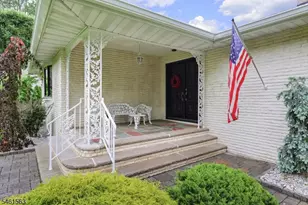 650 Riverside Dr, Cranford Township, NJ 07016 - Photo 4