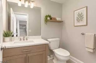 108 Saratoga Square, Wayne Twp., NJ 07470 - Photo 18