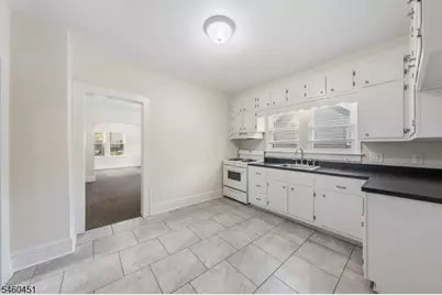 11 Evergreen Ave, Bloomfield, NJ 07003 - Photo 10