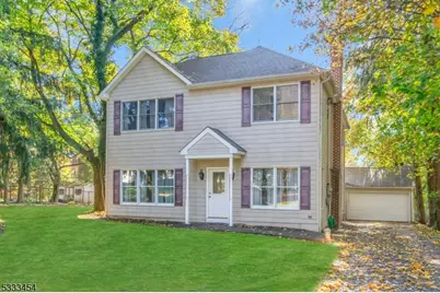 320 Ridge Blvd, Franklin Township, NJ 08540 - Photo 2