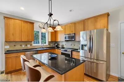 320 Ridge Blvd, Franklin Township, NJ 08540 - Photo 14
