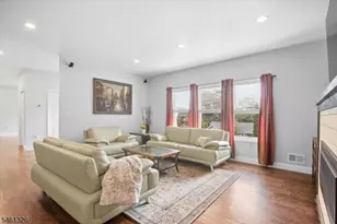677 Canistear Rd, Vernon, NJ 07422 - Photo 8