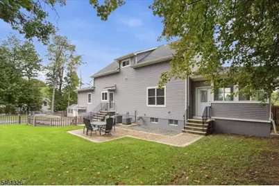 677 Canistear Rd, Vernon, NJ 07422 - Photo 32