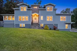 677 Canistear Rd, Vernon, NJ 07422 - Photo 1