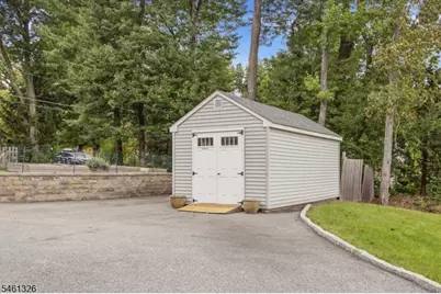 677 Canistear Rd, Vernon, NJ 07422 - Photo 30