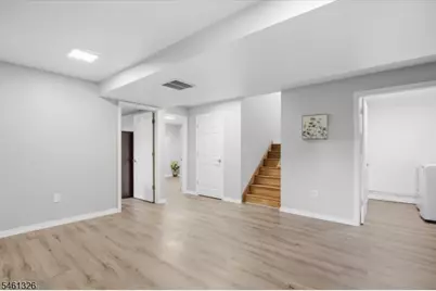 677 Canistear Rd, Vernon, NJ 07422 - Photo 26