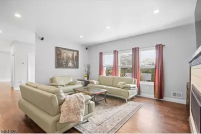 677 Canistear Rd, Vernon, NJ 07422 - Photo 8