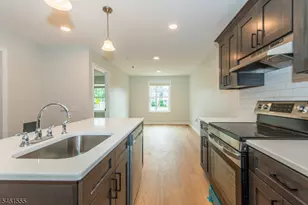 39 Ledgewood Ave, Netcong, NJ 07857 - Photo 6