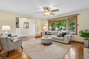49 Skyview Rd, Bloomfield, NJ 07003 - Photo 4