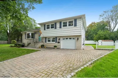 49 Skyview Rd, Bloomfield, NJ 07003 - Photo 2
