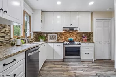 49 Skyview Rd, Bloomfield, NJ 07003 - Photo 18