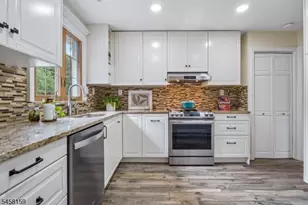 49 Skyview Rd, Bloomfield, NJ 07003 - Photo 18
