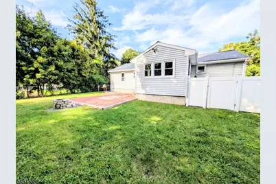 4 Kenvil Ave, Roxbury Township, NJ 07876 - Photo 4