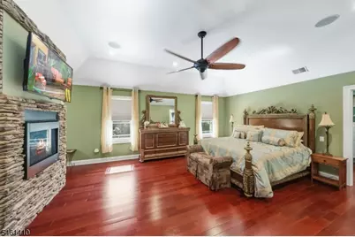 429 Oak Ridge Road, Clark Township, NJ 07066 - Photo 16