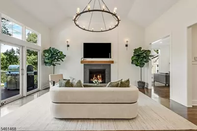 54 Oakridge Rd, Verona, NJ 07044 - Photo 8