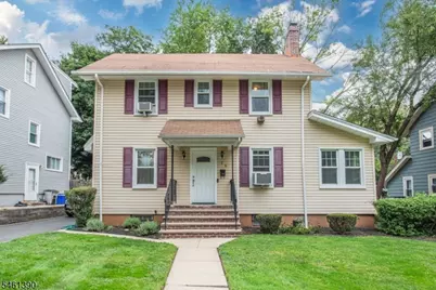 76 Elliot Pl, East Orange, NJ 07018 - Photo 2