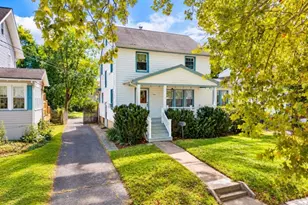 429 2nd St, Dunellen, NJ 08812 - Photo 2