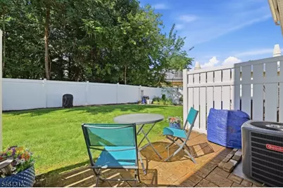 7 Derby, East Orange, NJ 07018 - Photo 22