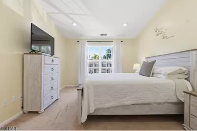 7 Derby, East Orange, NJ 07018 - Photo 12