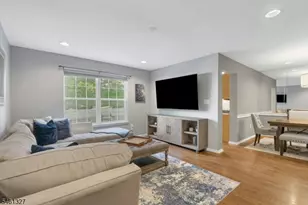 47 Mayflower Dr, Bernards Township, NJ 07920 - Photo 6
