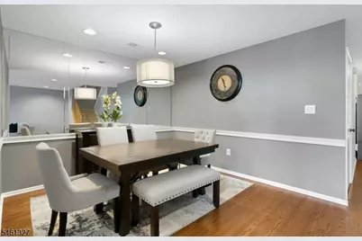 47 Mayflower Dr, Bernards Township, NJ 07920 - Photo 10