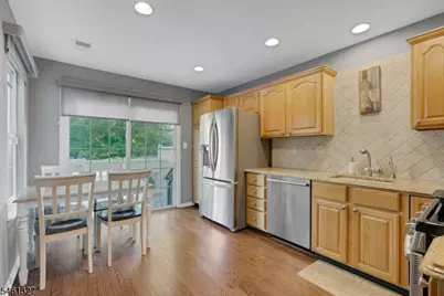 47 Mayflower Dr, Bernards Township, NJ 07920 - Photo 14