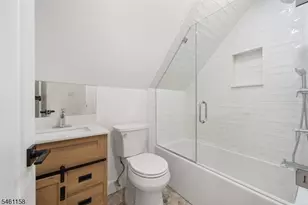 517 Park St, Montclair, NJ 07043 - Photo 32