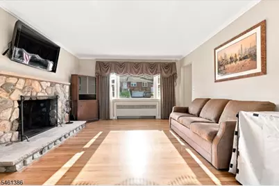 161 Manchester Ave, North Haledon, NJ 07508 - Photo 4