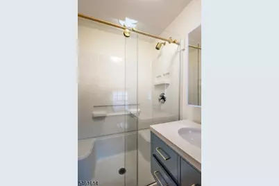 1926 Long Hill Rd #1, Long Hill Township, NJ 07946 - Photo 12