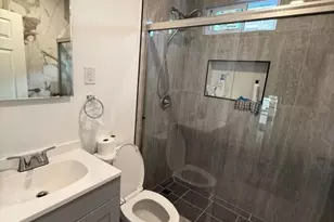 125 Weequahic Ave, Newark, NJ 07112 - Photo 12