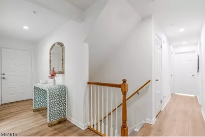 230 Riveredge Dr, Chatham Township, NJ 07928 - Photo 6