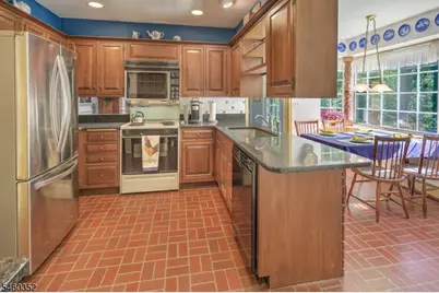 527 Ridge Rd, Watchung, NJ 07069 - Photo 14