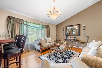 93 Randolph Ave, Randolph Township, NJ 07869 - Photo 4