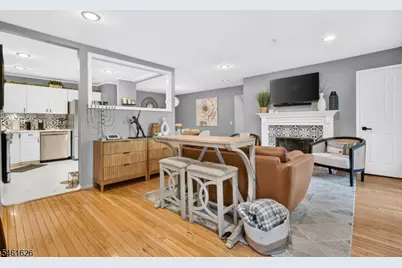 77 Larkin Cir, West Orange Township, NJ 07052 - Photo 6