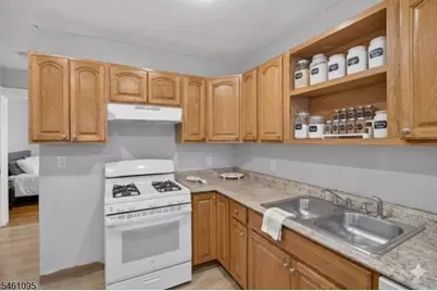 291 Madison Ave, Irvington, NJ 07111 - Photo 16