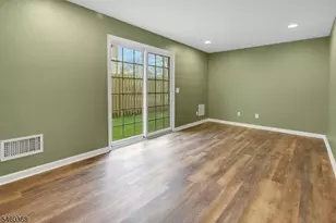 102 Montgomery St, Bloomfield, NJ 07003 - Photo 26