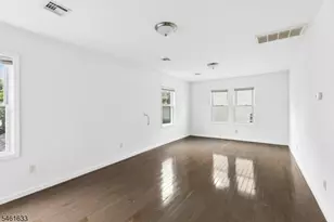 9 May Terrace, Union Township, NJ 07088 - Photo 2